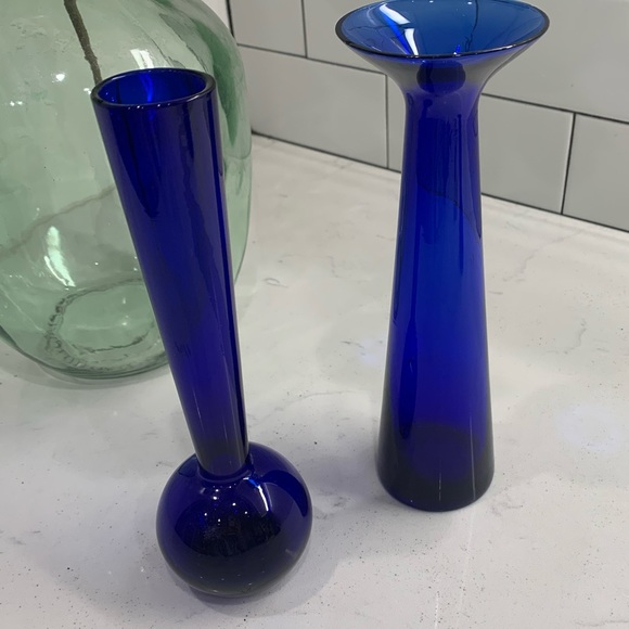 Swedish Mid Century MOD Cobalt Blue Vases - Picture 2 of 6
